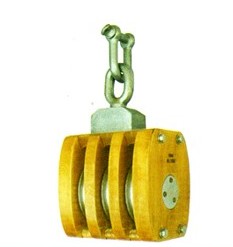 Ships Internal-Bound Block, Triple with Shackle